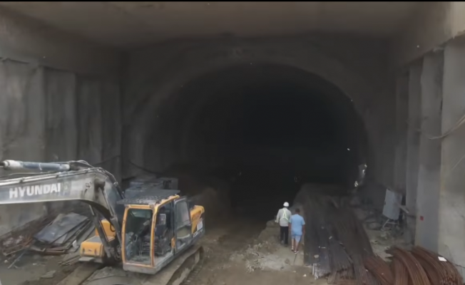 VIDEO 'Metoda austriacă' face minuni pe 'autostrada rușinii naționale' din România: Imagini extrem de spectaculoase