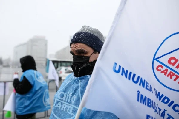 Cartel Alfa îi cere lui Nicuşor Dan să declanşeze procedura de mediere între puterile statului şi societate, în special patronatele şi sindicatele /Anunţă că se va opune ferm oricărei tentative de a transfera povara fiscală doar pe umerii celor vulnerabili