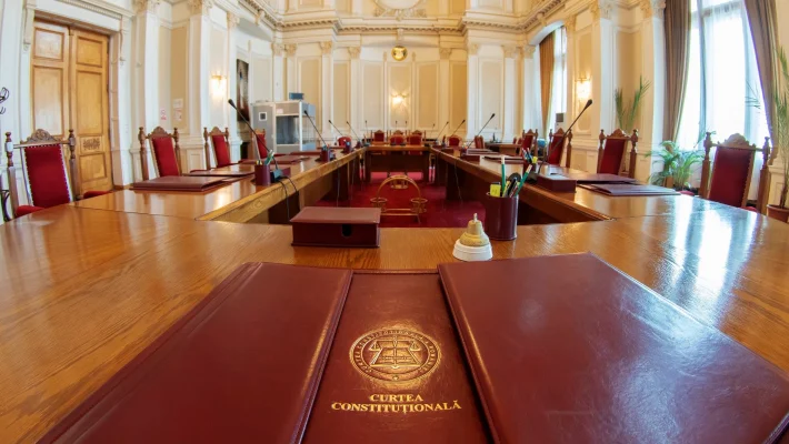 Curtea Constituţională se reunește pentru a analiza contestația cu privire la turul II