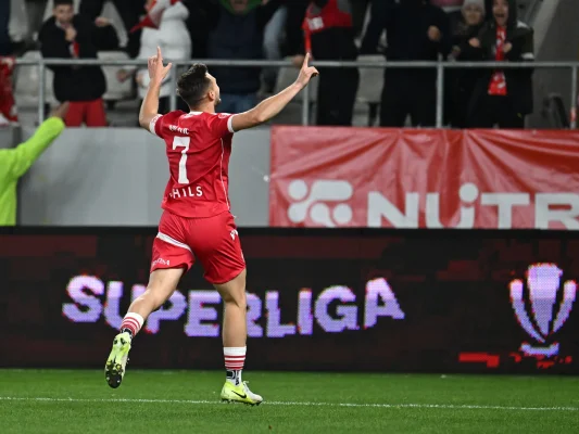SuperLiga: A jucat trei ani la Dinamo și comentează transferul lui Dennis Politic la FCSB: „Eu nu aș fi putut”