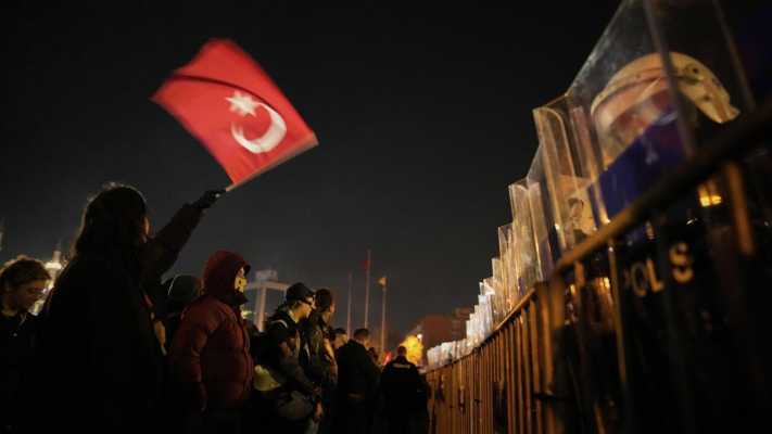 Proteste internaționale contra arestării jurnaliștilor la Istanbul
