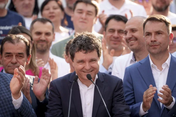 Cine va conduce Bucureștiul? Este un independent modelul de succes? Politolog: „Oamenii se vor uita spre un primar competent”
