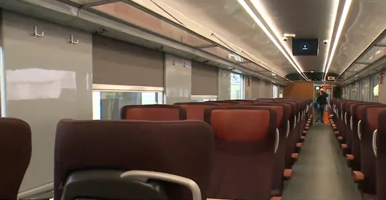 Trenurile Soarelui încep cursele către mare. Vor mai fi introduse 32 de garnituri