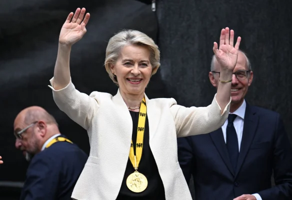 Ursula von der Leyen, distinsă cu Premiul Charlemagne pentru contribuțiile la UNITATEA europeană