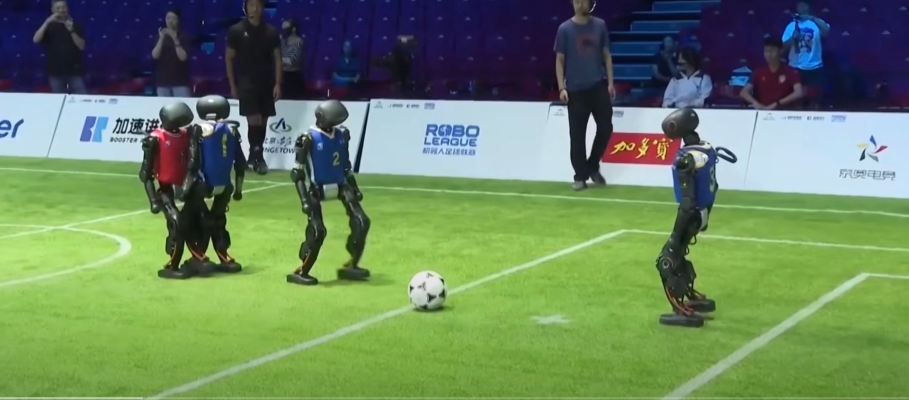 VIDEO China a organizat un campionat de fotbal pentru roboți umanoizi alimentați cu inteligență artificială