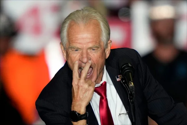 Peter Navarro, controversatul consilier comercial al lui Trump: „Regatul Unit este servitorul supus al Chinei comuniste”