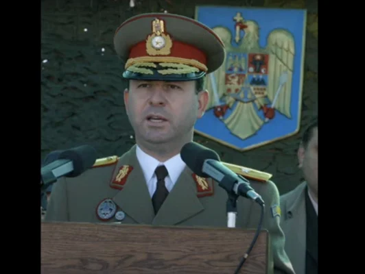 Generalul Cătălin Ștefăniță Zisu, fostul șef al Comandamentul Logistic Întrunit din cadrul MApN, anchetat penal într-un nou dosar penal alături de alte cinci cadre militare / Este suspectat de instigare la abuz în serviciu