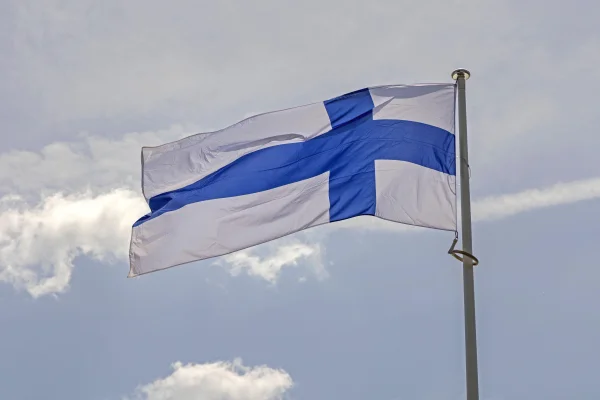 Cum vrea Finlanda să înăsprească regulile de obținere a rezidenței permanente. Măsuri drastice împotriva imigrației