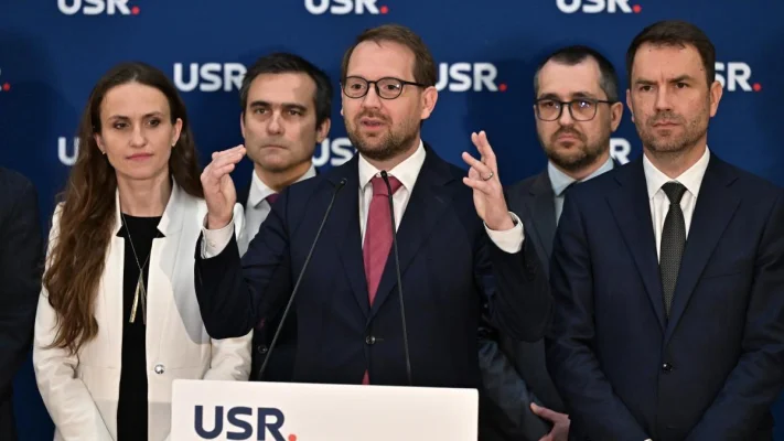 Lista finală a candidaților USR la șefia partidului. Dominic Fritz și Violeta Alexandru, printre cei 9 membri validați
