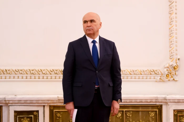 Bolojan promite reforme dure și desființarea pensiilor speciale: „Unele decizii nu vor fi populare”