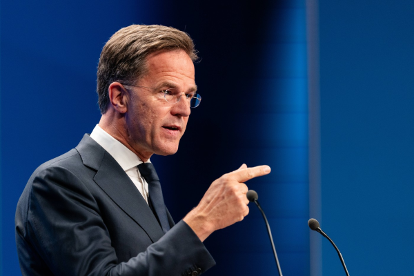 Înaintea summitului NATO de la Haga, Mark Rutte avertizează cu privire la pregătirile militare “masive” ale Chinei și riscul unui conflict în Taiwan