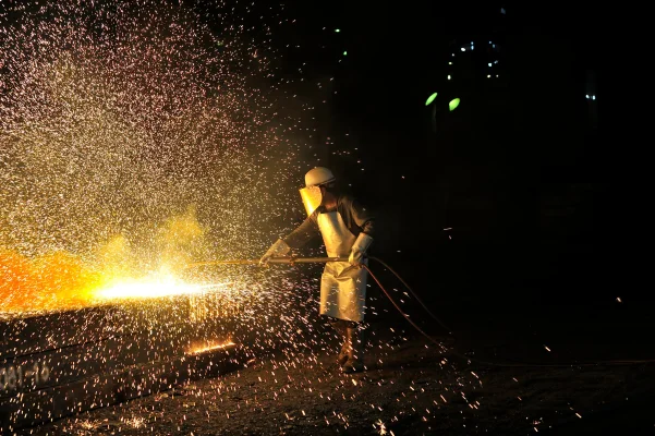 Compania ArcelorMittal, al doilea producător mondial de oţel, renunţă la planurile pentru oţel verde în Germania din cauza costurilor ridicate cu energia