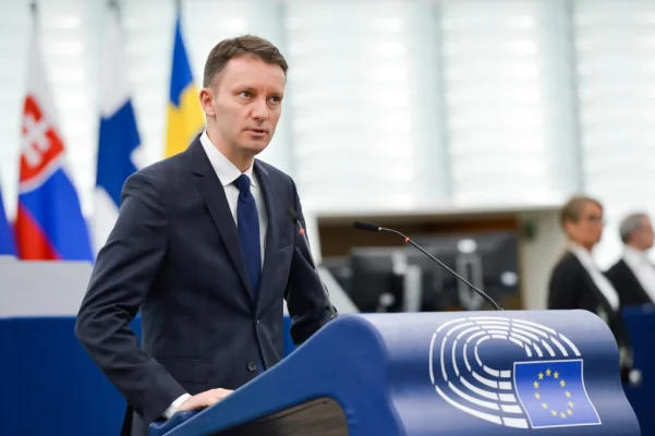 Siegfried Mureșan anunță o săptămână importantă pentru viitorul Uniunii Europene și pentru fondurile europene pe care le va primi România în următorii 10 ani. „Lucrăm intens”