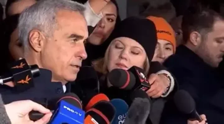 Mesajul echipei lui Călin Georgescu: "Urma să-și depună noua candidatură la Președinție. Sistemul l-a oprit în trafic"