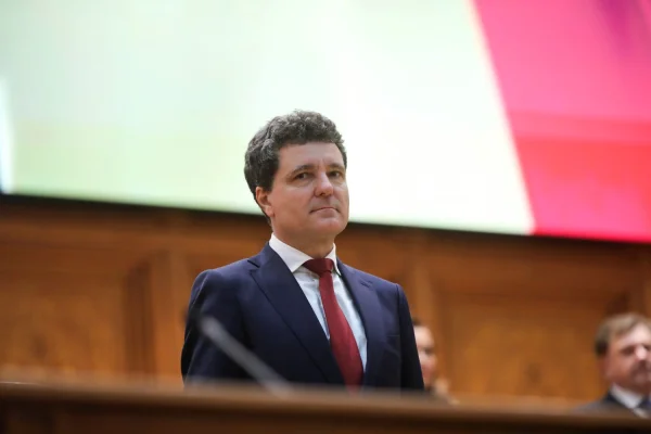 Nicușor Dan, la summitul de la Vilnius. Era așteptat să facă declarații la sosire, însă acest lucru a fost amânat pentru mai târziu