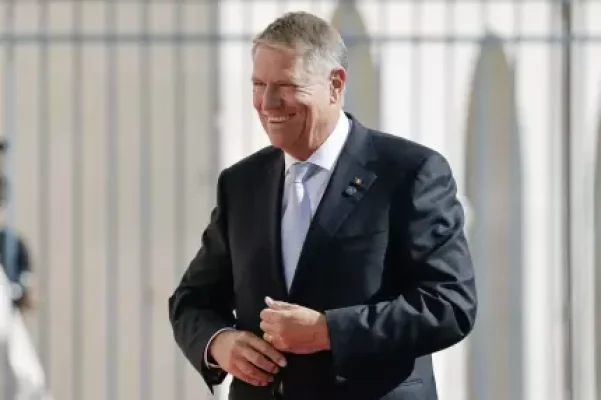 Doar Klaus Iohannis poate primi "Palatul Împăratului" de pe Aviatorilor, renovat cu 2,6 milioane de euro. Guvernul a desecretizat documentul semnat de Nicolae Ciucă