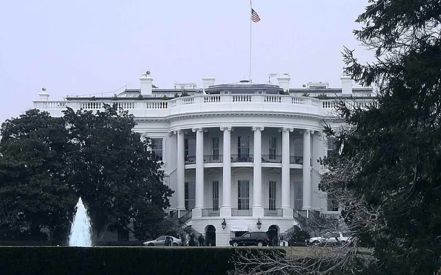 SUA: Administraţia Trump mobilizează Garda Naţională pe fondul manifestaţiilor împotriva raidurilor antiimigraţie din California