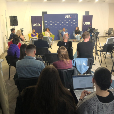 „Ce vor tinerii de la politicieni?”, eveniment organizat de deputatul USR Cluj, Viorel Băltărețu