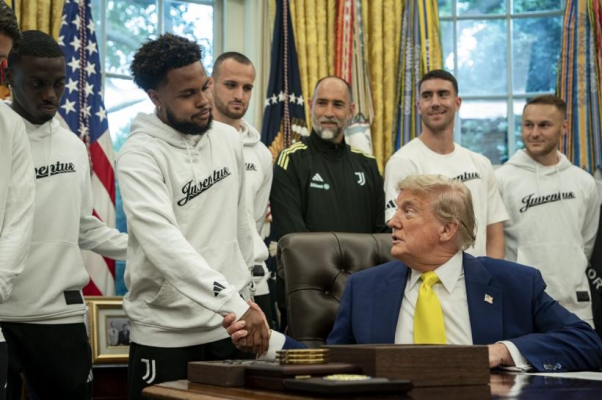 Trump i-a întrebat pe jucătorii lui Juventus despre sportivii transgender la vizita de la Casa Albă