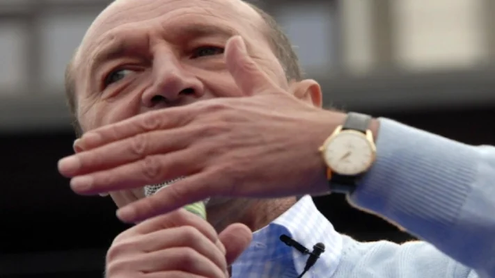 Ilie Bolojan s-a mutat în vila din care a fost gonit Traian Băsescu