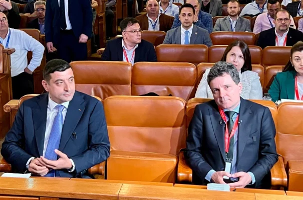 Nicușor Dan, despre derapajul lui George Simion la adresa lui: Este intolerabil să jignești sute de mii de copii și adulți cu tulburări de spectru autist din România / Să vrei să fii președinte și să spui ”autist” ca pe o injurie este inacceptabil
