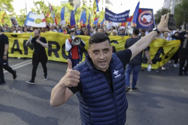George Simion: Nu vă certaţi cu prietenii, cu familia. Era foarte uşor să câştigăm alegerile doar arătând imagini din timpul pandemiei