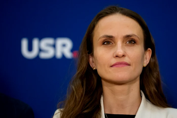 Video
Răspunsul ministrului de Externe Oana Țoiu la atacul deputatului AUR Cosmin Corendea