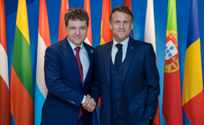 POLITICO: Nicușor Dan se află în centrul unui triunghi amoros Macron – Merz / Nicușor Dan a dat ambelor tabere motive să creadă că le va alege