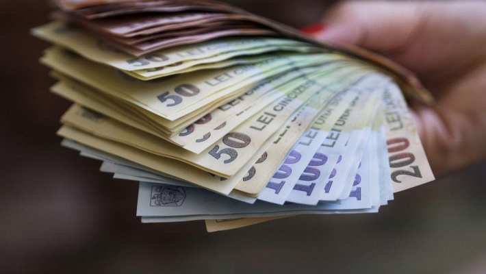 Radu Miruţă amenință directorii companiilor din subordinea Ministerului Economiei care şi-au betonat contractele: Am ac de cojocul acelor oameni