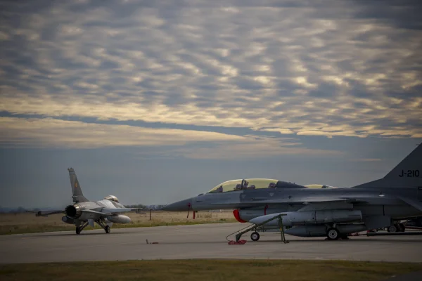 România și Olanda extind cooperarea militară la Centrul F-16 de la Fetești