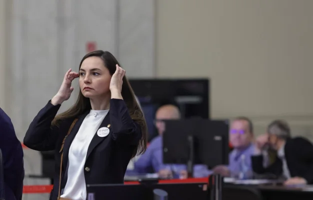 Doi senatori POT au demisionat din partid. Partidul extremist condus de Anamaria Gavrilă rămâne fără grup