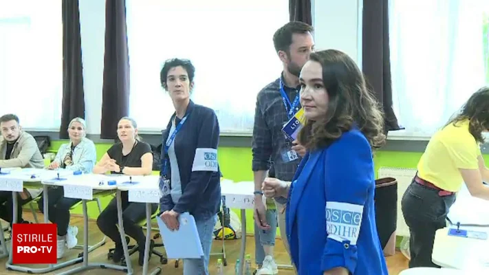 Toată lumea e cu ochii pe alegerile din România. Sute de observatori internaționali trimiși să supravegheze votul