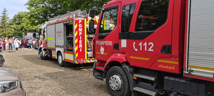 Incendiu în piața agroalimentară „Alexandru cel Bun” din Iași – Pompierii au intervenit cu mai multe autospeciale