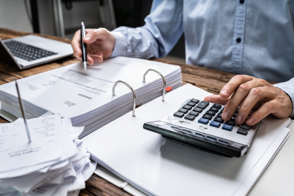 Concordia îl scoate pe Ilie Bolojan la tablă: Dan Șucu cere consultări reale înainte de măsuri cu impact major asupra economiei