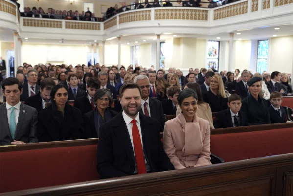 Controversa călătoriei lui JD Vance în Groenlanda. Cum s-a transformat „vizita de familie” a vicepreședintelui SUA într-un scandal diplomatic