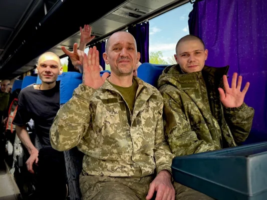 Kievul şi Moscova anunţă un nou schimb de prizonieri, fără să precizeze numărul / Zelenski precizează că este vorba despre ”militari grav răniţi şi foarte bolnavi”