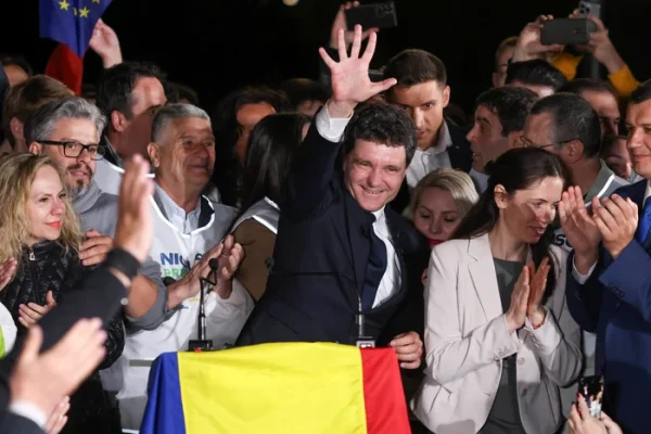 Scrisoarea trimisă lui Nicușor Dan de șapte foști ambasadori ai SUA în România