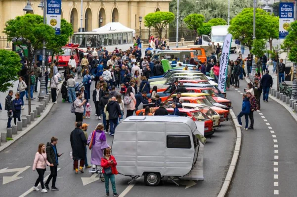 Weekendul #6 „Străzi deschise – București” aduce activări creative pe Dâmbovița, spectacole în aer liber  și evenimente pentru toate vârstele