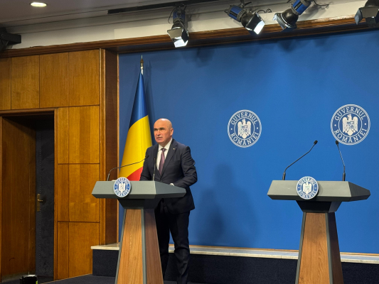 Premierul Bolojan, despre tăierea sporurilor din sectorul public: „În ultimii ani, printr-o inventivitate legislativă, avem zeci de sporuri” / Ce situație chiar din interiorul Guvernului a povestit