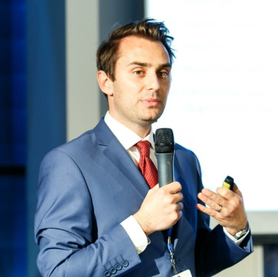 Jurca: Cheltuiala de personal a Comisiei pentru Evaluarea Investiţiilor Străine Directe este de aproximativ 130.000 de euro pe lună. Indemnizaţia celor din board să fie redusă la maxim 15% din indemnizaţia unui ministru / Numărul de membri ai corpului de experţi de la 75 la 35