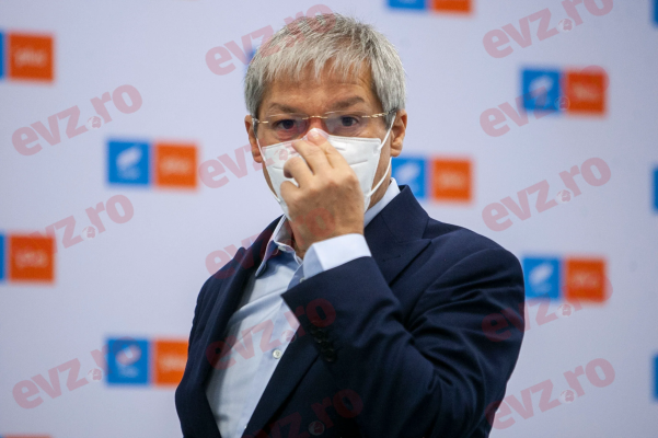 Dacian Cioloș, de la secretar UTC și lider PUNR, la comisar european și prim-ministru. O eternă speranță a politicii românești