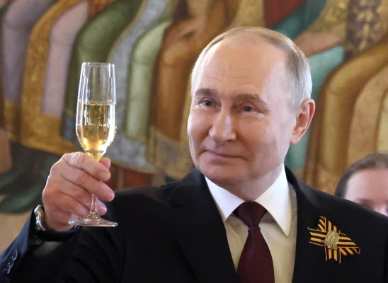 De ce vrea Putin armistițiul de trei zile în Ucraina: „Înseamnă râuri de vodcă pentru toți rușii”