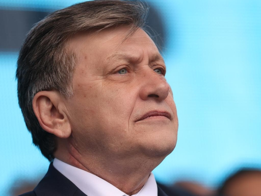 De ce spune Crin Antonescu că regretă perioada lui Băsescu. ”În ciuda ticăloșiilor celui care dă numele acestui regim”