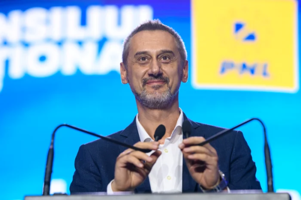 „Anghel Saligny”, motiv de discordie. Primul ministru care îl critică pe Bolojan. Un primar liberal, dispus să iasă în stradă: „Dacă se adună trei primari, voi fi al patrulea”