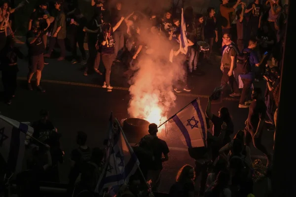 Egiptul face o nouă ofertă de armistițiu, în timp ce loviturile israeliene din Gaza au ucis 65 de persoane