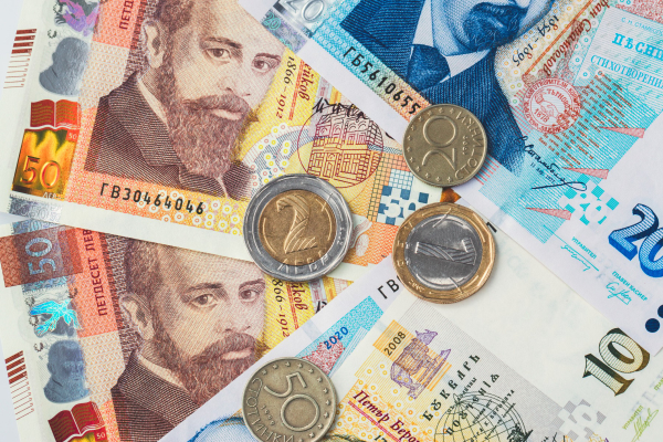 UE a stabilit cursul de schimb al levei faţă de euro, după intrarea Bulgariei în zona euro, la 1 ianuarie 2026