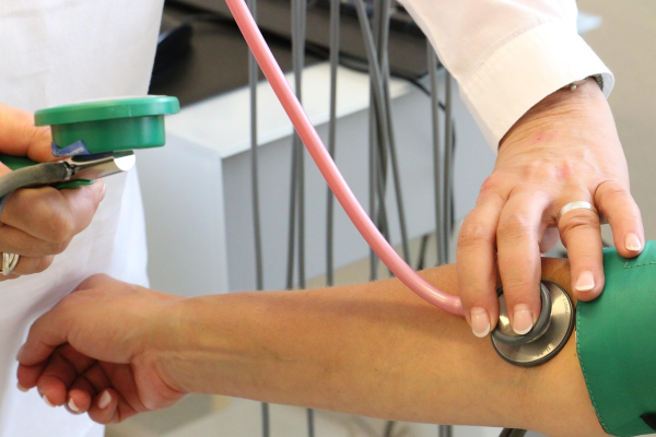 Programări online la medic, direct din platforma națională. Rezultatele medicale în 3 zile. Program extins în spitale până la 20:00