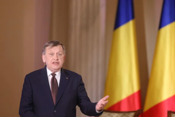 Crin Antonescu dă semnalul unui nou partid: 'Rețeaua securistico-propagandistică a câștigat. Urmează un atac la justiție, partide și presă'