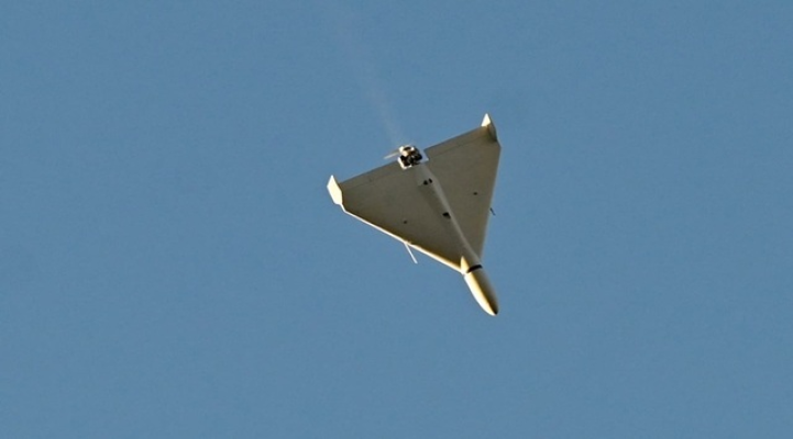 Rusia lansează cel mai mare atac în Ucraina de la începutul Războiului, 728 de drone şi 13 rachete. Armata ucraineană anunţă că a interceptat 711 drone şi şapte rachete. ”Ţinta principală a atacului a fost regiunea Volînia, oraşul Luţk”. Zelenski cere ”sancţiuni dure”