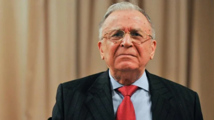 Ultimă oră: Anunțul spitalului SRI despre starea de sănătate a lui Ion Iliescu - S-a ridicat la marginea patului